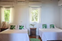 Amazing Cliff Home with Private Pool and Incredible White-Water Ocean Views. - 3-Star
