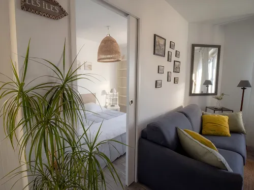 APARTMENT T2 150 m FROM THE SEA BEACH 800m EVERYTHING ON FOOT ( WI-FI) BICYCLES - 2-stjärniga