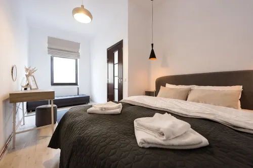 Charming Family Sized Flat in the Heart of Brasov Old Town - Апартаменты