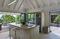 Luxury villa with magnificent sea view