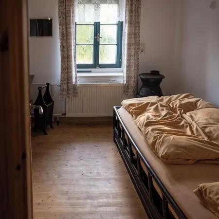 Sleep like in the old days in the beautiful Eifel. Pets are very welcome!