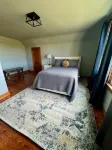 Townview Farmhouse - Bourbon Trail - Farm Stay - 4-Star