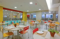 โอลิมเปีย พาร์ค รีสอร์ต - ที่มีบาร์
