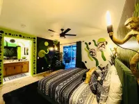 The Jungalow: Luxe Jungle Vibes Meet Modern Desert Living w/ Lagoon Style Pool - 3 Sao