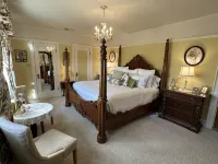 The Inn on Knowles Hill Bed & Breakfast Hotel - 3-Star