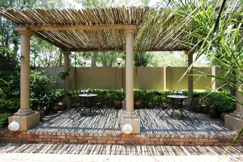 African Roots Guest House - Bãi đậu xe