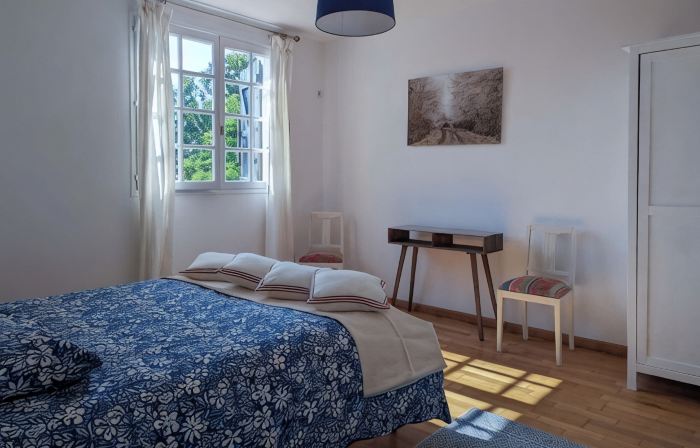 Charming gîte with view, private spa and swimming pool