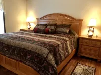 Country Cottage, 40 Acres, Outdoor Kitchen  w/ B-que, Campfire, & Horse Stables. - Homestays