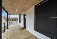 Modern Farm House Blocks from the Silos - Boutique
