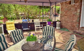 Heart of Manitou Springs. Award-winning. Luxurious. Rent all three apartments.