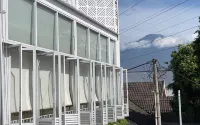 Wisata Niaga Campus - Barer