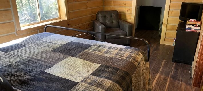 Perfect Cabin for Fisherman and Families Hotels in Orange County