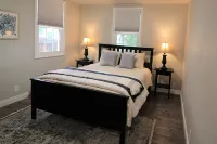 20 Min to RedRocks, 15 Min to Downtown, 420ok, Free RV Parking, Private, Dogs ok - Wifi