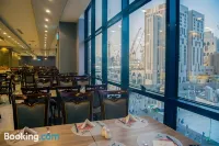 Al Safwah Orchid Hotel - parkir