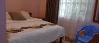 Royal Pine Cottages - parcheggio