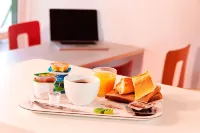 Premiere Classe Reims Sud - Bezannes - sarapan