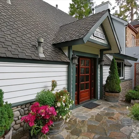 LAKE FRONT with VIEWS, private DOCK & AC