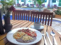 Hotel Rockaway - breakfast