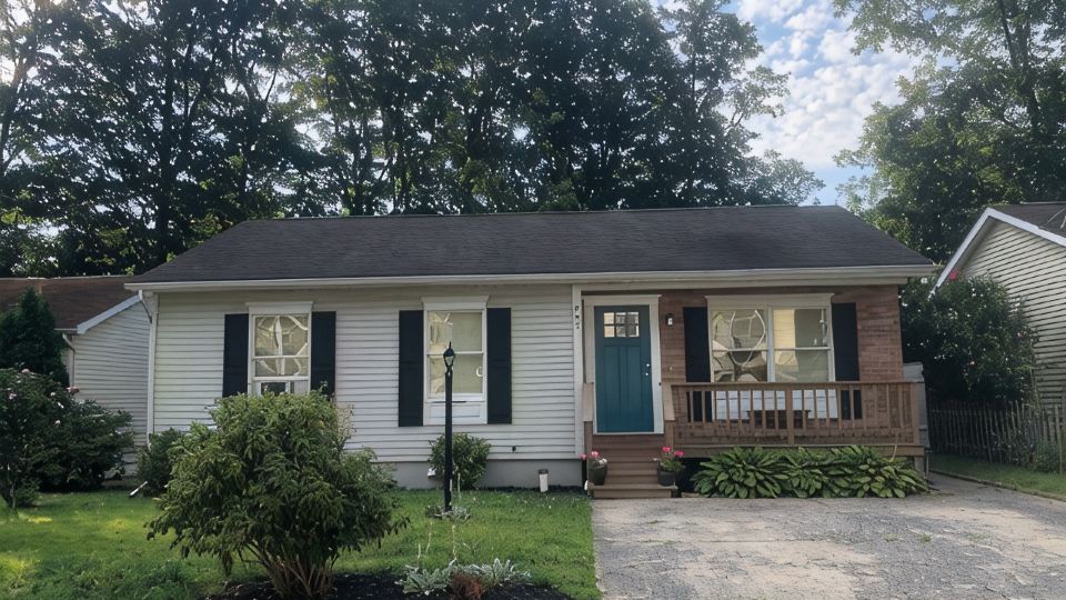 Sparkling clean bungalow close to campus
