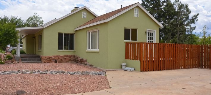 Comfortable 2 BD, 2 BA Home-Large Yard for Pets! Ξενοδοχεία στην πόλη Kanab