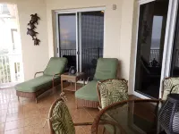 Direct Ocean Front Penthouse, Vacation In The Lap Of Luxury ! - 4-Star