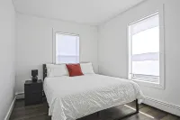 Sherby Prestige - Parking, King Bed, Sleeps 6 - 3-Star