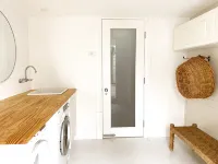 Castlebar - Superior Boutique Accomodation - Steps to Pakington Street - جاكوزي