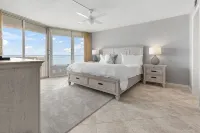 DIRECT OCEANFRONT Condo with BREATHTAKING VIEWS! - 4성급