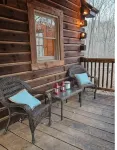 Quiet and Comfy cabin at Patoka Lake - Chalets