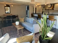 Next to Spearfish City Park, Spearfish Canyon and Downtown. Private Hot Tub!!!! - Homestays