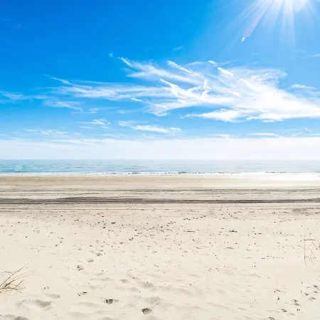 Oceanfront stunner in Emerald Isle