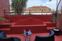 Hotel la Boheme - 2-Star