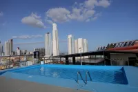 Hotel Caribe Panamá - ที่มีสระว่ายน้ำ
