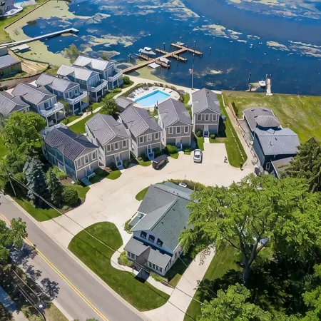 Saugatuck Harbor House