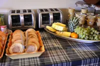 Greenbrier Inn Killington - breakfast