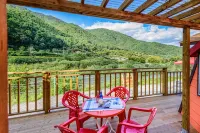 Geochang Windmill Village Pension - 2-Star