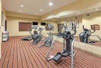 Holiday Inn Express & Suites LAREDO-EVENT CENTER AREA by IHG - gimnasio