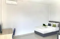 Urbanview Hotel Juanda Kota Agung by RedDoorz Hotels near Air Panas Danau Hijau Ulubelu