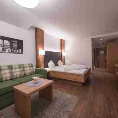 Hotel Alphof Alpbach Rooms