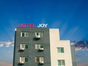 Hotel Joy Near Camp Humphres