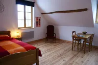 La Grange Hotels in Maisnières