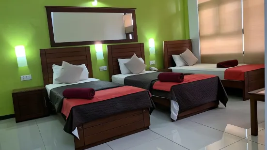 Subhas Tourist Hotel