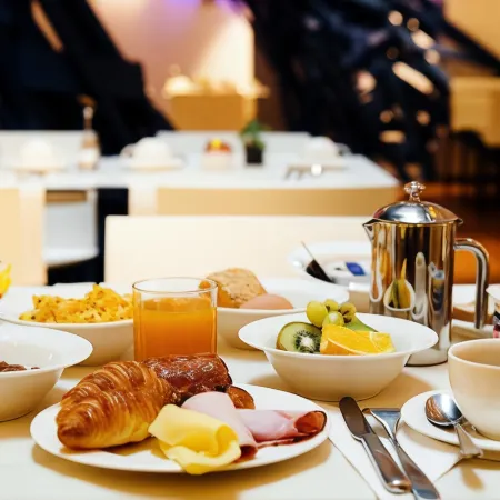 Aqua Hotel by HappyCulture Отели в г. Иксель