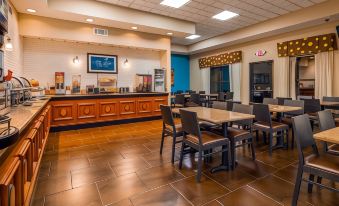 Sky Point Hotel & Suites - Atlanta Airport