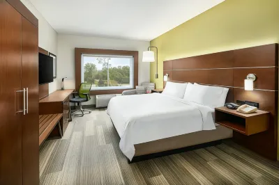 Holiday Inn Express & Suites Palatka Northwest
