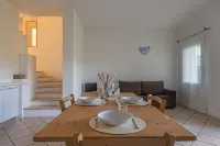 Elegante Residenza Ea Bianca 2 camere da letto per 6 persone più letto extra disponibile n. 0715