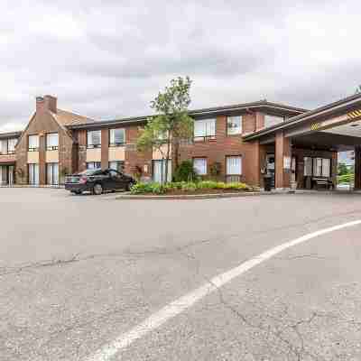 Comfort Inn Hotel Exterior