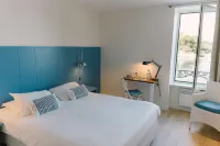 Hotel du Bac Hotels in Pont-l'Abbe