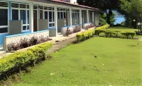 Tuk Tuk View Inn Hotel dekat Taman Wisata Asal Usul (Legenda) Danau Toba