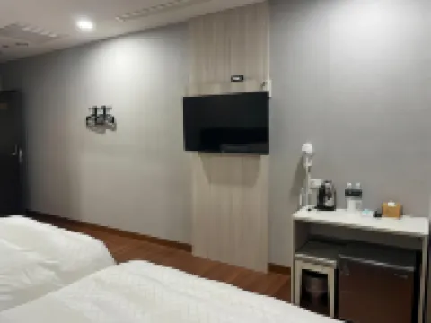 หลาน ยิน โฮเทล โรงแรมในไถหนาน